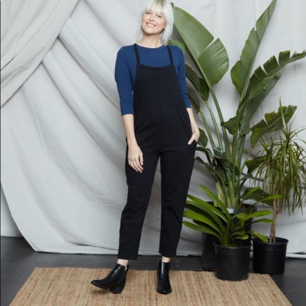 Known Supply Cadence Overall Jumpsuit in Black